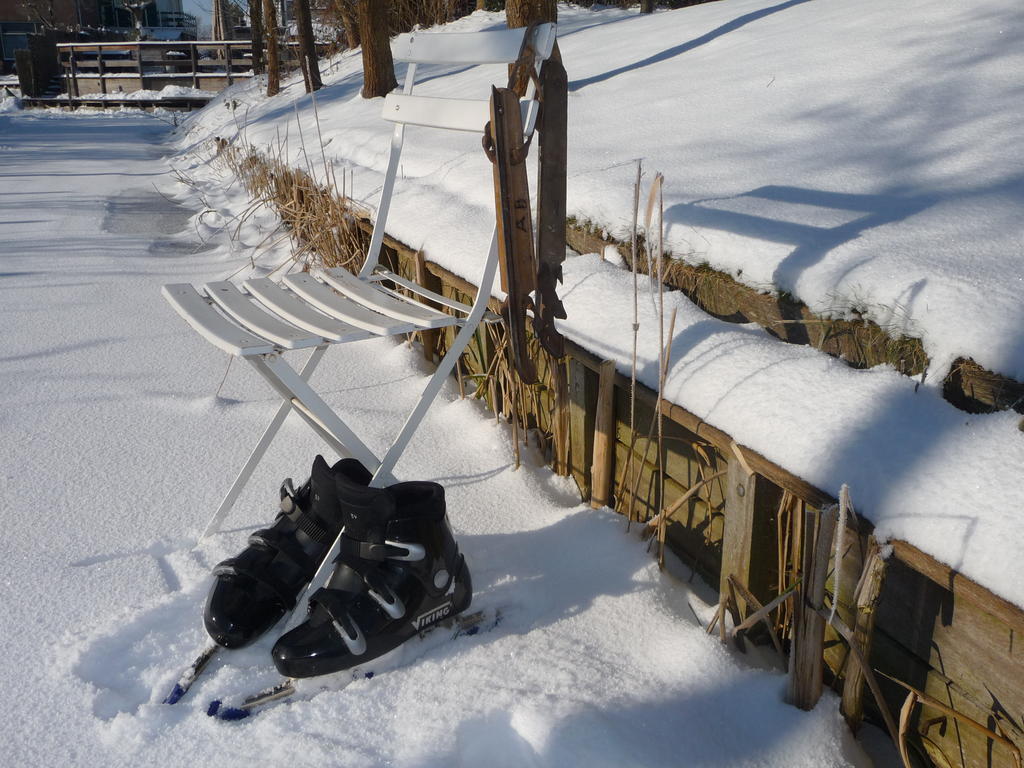 Bed&Breakfast Het Winterkoninkje Zuid-Scharwoude ภายนอก รูปภาพ